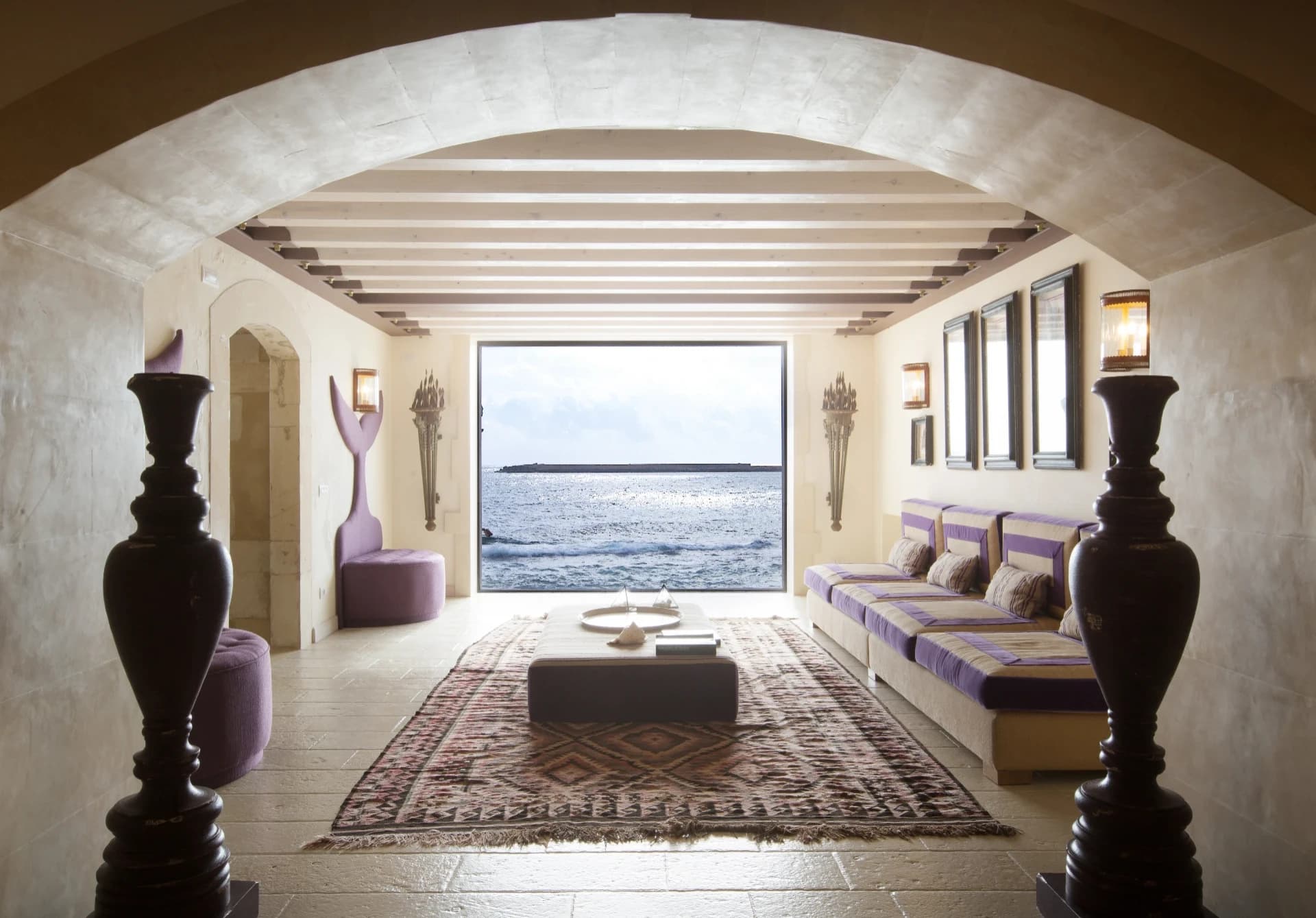 Room with arches and sea view