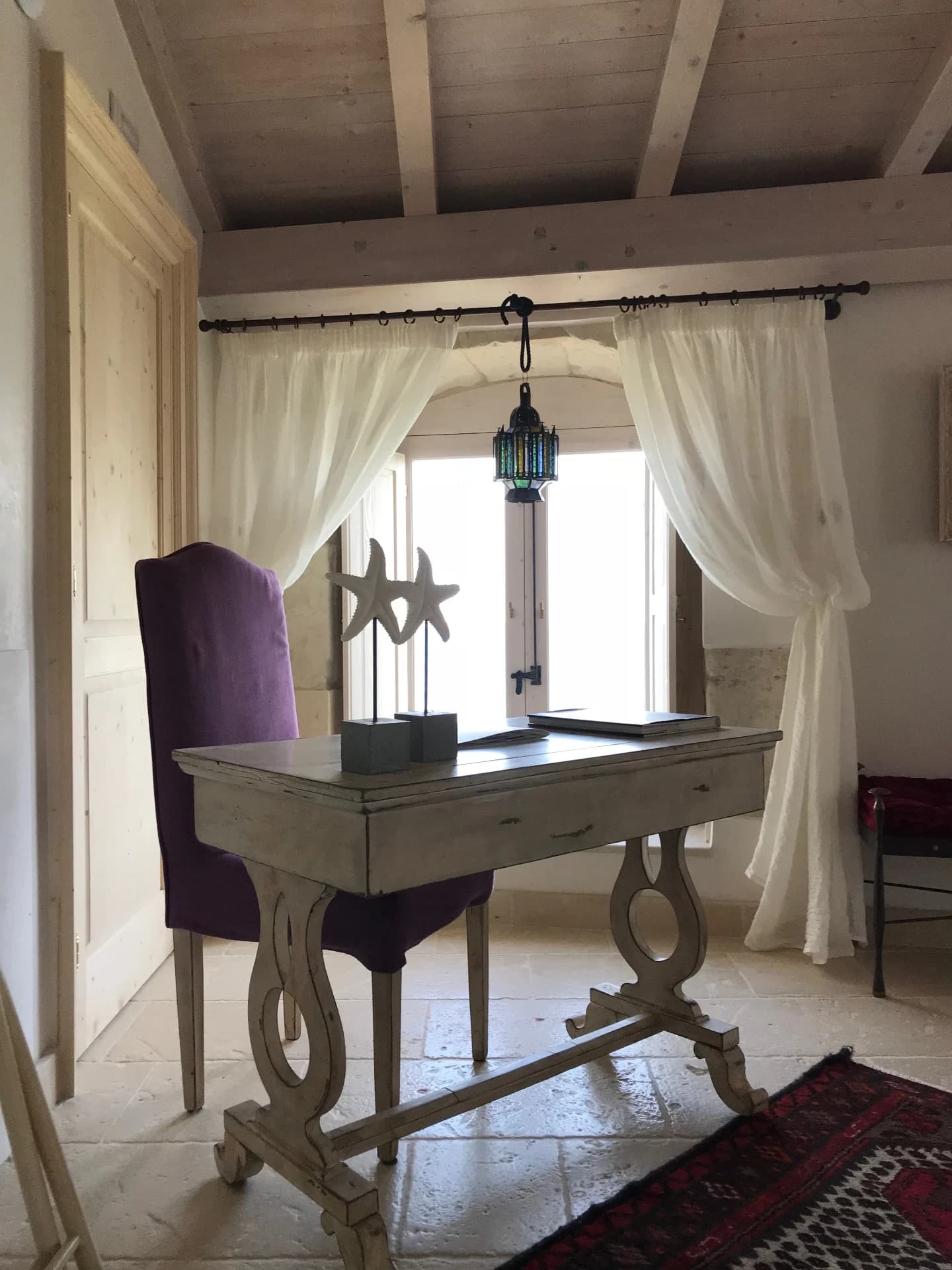 Suite Bright — 15