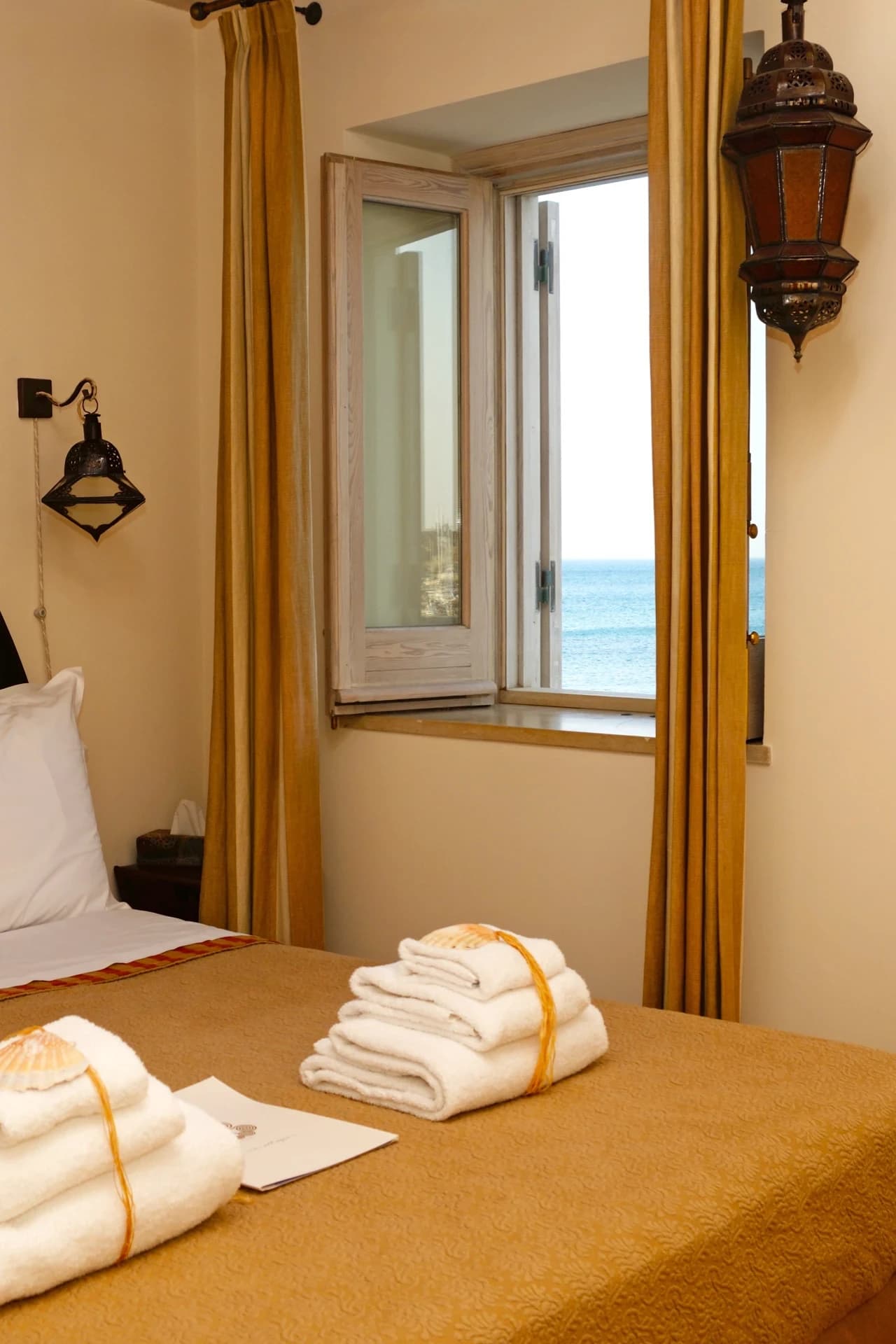 Small Classic Sea-View Room — 5