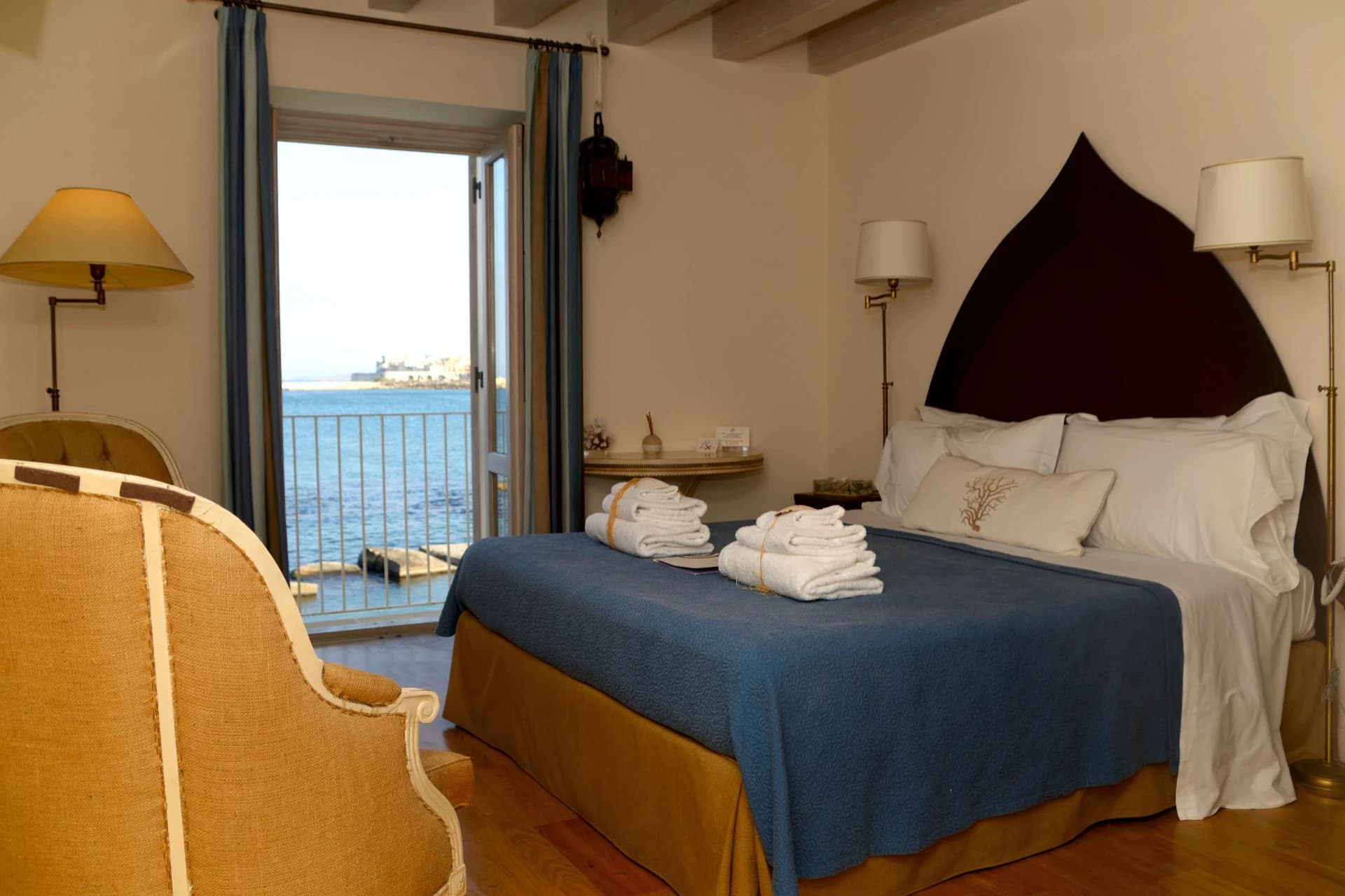 Superior Sea-View Room — 14