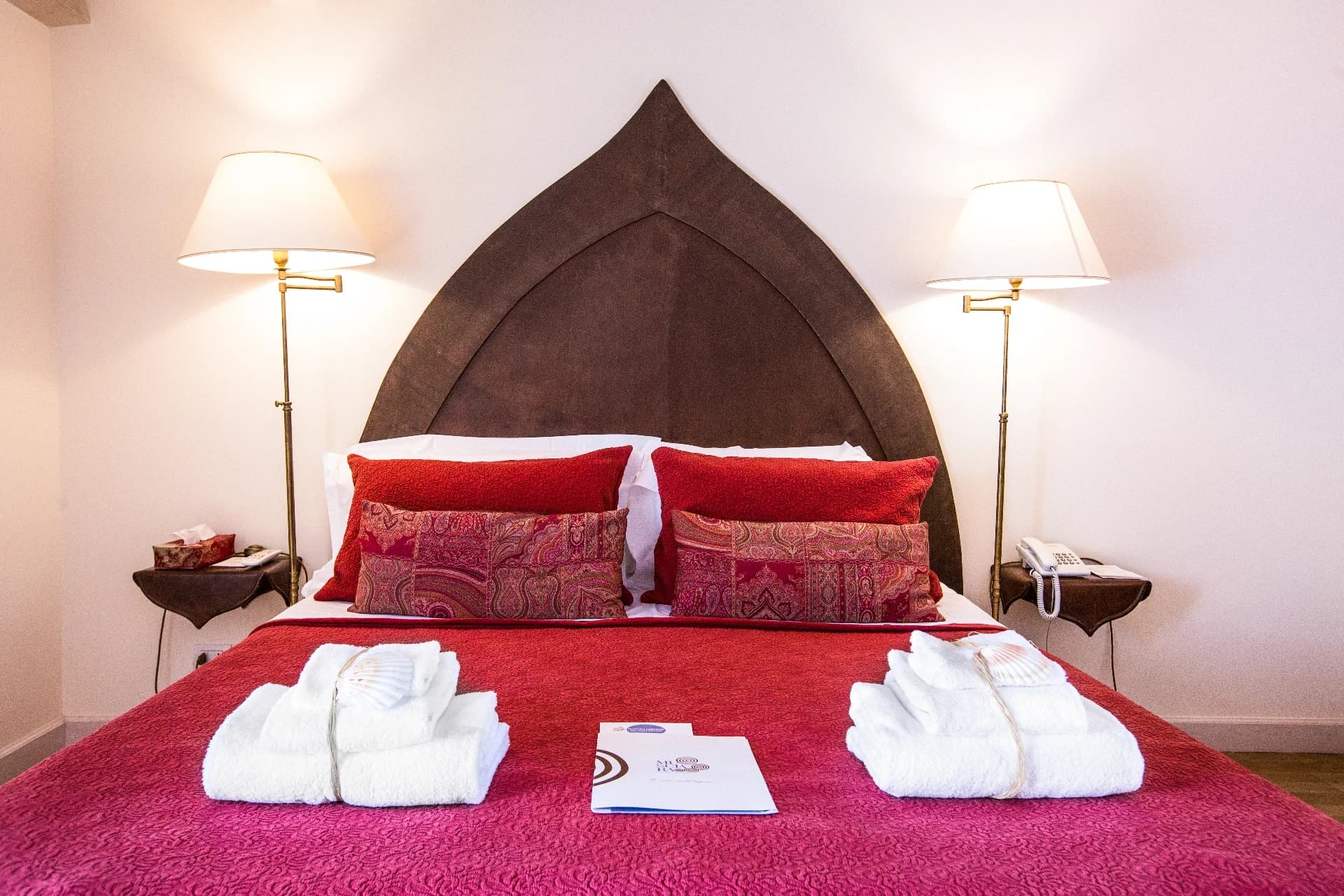Suite Coral Room — 1